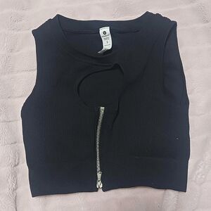 Black Sleeveless Top with Zipper and cutout